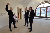 Zväčšiť fotografiu - Draškovičov kaštieľ privítal návštevu z nórskeho veľvyslanectva