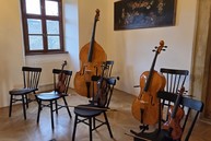 Zväčšiť fotografiu - Draškovičov kaštieľ privítal návštevu z nórskeho veľvyslanectva