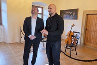 Zväčšiť fotografiu - Draškovičov kaštieľ privítal návštevu z nórskeho veľvyslanectva