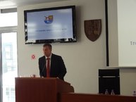 Pracovné rokovanie zástupcov trenčianskeho samosprávneho kraja a rady zlínskeho kraja - DSC02469