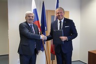 Zväčšiť fotografiu - Trenčiansky župan prijal ukrajinského veľvyslanca - IMG_0051