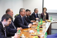 Trenčiansky župan sa dnes prvýkrát stretol s novozvoleným hejtmanom juhomoravského kraja bohumilom šimekom - IMG_2575