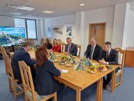 Zväčšiť fotografiu - Trenčiansky župan sa stretol s českým veľvyslancom - 20230412_110852