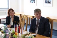 Zväčšiť fotografiu - Trenčiansky župan sa stretol s českým veľvyslancom - IMG_6057