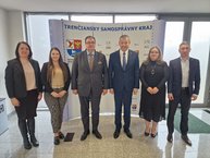 Zväčšiť fotografiu - Trenčiansky župan sa stretol s maďarským veľvyslancom - 20230331_135427