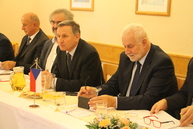Vo velehrade sa stretli delegácie 4 prihraničných krajov - IMG_0119
