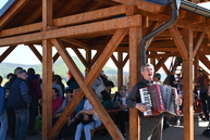 Zväčšiť fotografiu - Na mieste starej oskoruše vyrástla rozhľadňa