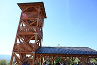 Zväčšiť fotografiu - Na mieste starej oskoruše vyrástla rozhľadňa