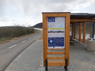 Zväčšiť fotografiu - Novú cyklotrasu lemujú infopanely - 20210407_142126