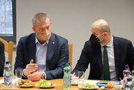 Zväčšiť fotografiu - Prioritou župy v rámci plánu spravodlivej transformácie sú investície do kvality života ľudí na hornej nitre - IMG_5068