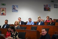 Zväčšiť fotografiu - Samosprávy v trenčianskom kraji najviac trápi nedostatok financií a zdravotníctvo - DSC_4396