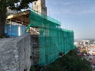 Skleník na trenčianskom hrade by ste už nespoznali, takto pokračujú práce na jeho rekonštrukcii - IMG_20180906_090028
