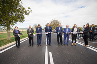 Zväčšiť fotografiu - Spoznávanie krás na oboch stranách hranice uľahčí vynovená cesta - TSK_Otvorenie cesty Myjava-Vrbovce (18 of 49)