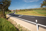 Zväčšiť fotografiu - Spoznávanie krás na oboch stranách hranice uľahčí vynovená cesta - TSK_Otvorenie cesty Myjava-Vrbovce (38 of 49)