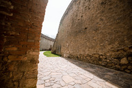 Zväčšiť fotografiu - Toto ste o južnom opevnení trenčianskeho hradu určite nevedeli - TSK_TN hrad_trebuchet_web (29)