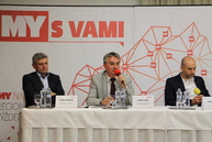 Transformáciu regiónu hornej nitry i rozpracovaný akčný plán bližšie predstavila panelová diskusia, prvé verejné prerokovanie hostila handlová - IMG_0687