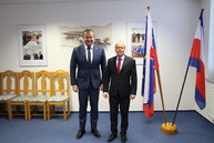 Zväčšiť fotografiu - Trenčianska župa rokovala o možnostiach spolupráce so slovenskou agentúrou životného prostredia - IMG_4757_zmensena