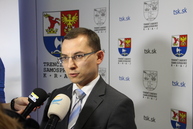 Trenčiansky samosprávny kraj začína spoluprácu s mladými podnikateľmi - MEMORANDUM_ZMPS_TSK (4)
