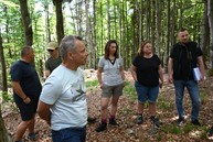 Zväčšiť fotografiu - V srdci prírody odštartovali výstavbu novej vyhliadkovej veže