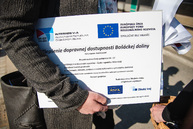 Zväčšiť fotografiu - Vďaka cezhraničnému projektu bolo vynovených viac ako 7,6 km cesty na oboch stranách hranice - TSK_Zlepšenie dostupnosti Bošáckej doliny_strih pásky_mini (4 of 54)