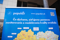 Zväčšiť fotografiu - Za modrú oblohu bojujeme aj pred župným úradom - TSK_Svetový deň čistého ovzdušia_mini (9 of 14)