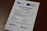 Žiadatelia o eurofondy sa dnes na župnom úrade dozvedeli viac aj o novinkách pri podávaní žiadostí o nfp v rámci programu spolupráce interreg v-a sk-cz - IMG_4693
