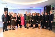 Zväčšiť fotografiu - Bez učiteľov by školy boli len prázdnymi budovami