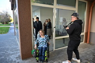 Zväčšiť fotografiu - Bezbariérová je už aj soš pod sokolicami v trenčíne