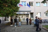 Zväčšiť fotografiu - Bezbariérová je už aj soš pod sokolicami v trenčíne