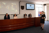Čerstvých absolventov jilemáku vystrojil do života aj trenčiansky župan - 20180530_TSK_vysvedcenia_022w