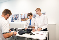 Zväčšiť fotografiu - Certifikáty si prevzali ďalší úspešní absolventi duálneho vzdelávania - TSK_Brose dualisti_mini (28 of 36)