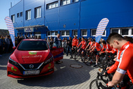 Cyklistický tím strednej športovej školy v trenčíne má úplne nový elektromobil, ocenenie si dnes prevzali aj najlepší športovci - 20190416_SS╠îS╠î_Cyklisti_elektromobil_005w
