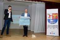 Cyklistický tím strednej športovej školy v trenčíne má úplne nový elektromobil, ocenenie si dnes prevzali aj najlepší športovci - 20190416_SS╠îS╠î_Najlepsi_sportovci_057w
