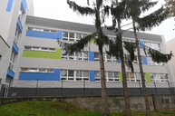Ďalšie tri župné stredné školy sa pýšia novými multifunkčnými ihriskami v hodnote viac ako 451 tisíc eur - 20191014_TSK_skoly_006w