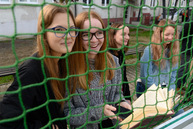 Ďalšie tri župné stredné školy sa pýšia novými multifunkčnými ihriskami v hodnote viac ako 451 tisíc eur - 20191014_TSK_skoly_049w