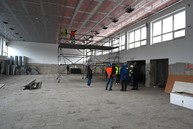 Zväčšiť fotografiu - Do nového školského roka vstúpia s vynovenou telocvičňou