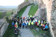 Druhý ročník cyklistického projektu vrchárska koruna trenčianska odštartovali nočným výjazdom na hrad beckov - IMG_6855
