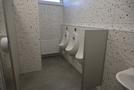 Zväčšiť fotografiu - Gymnázium púchov je plne bezbariérové