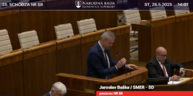 Zväčšiť fotografiu - Lepšie podmienky pre žiakov na stredoškolských a vysokoškolských internátoch