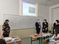 Zväčšiť fotografiu - Ministerská návšteva na pôde gymnázia v dubnici nad váhom - IMG_20210409_114945