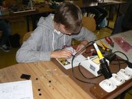 Mladí elektrotechnici súťažili v soš pod sokolicami v trenčíne - image008