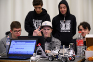 Na štrnástom ročníku trenčianskeho robotického dňa si zmeralo sily rekordné množstvo súťažiacich i mechanizmov - 20190404_TN_Roboticky_den_12