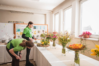 Zväčšiť fotografiu - Nádejné floristky z celého slovenska súťažili v pruskom - TSK_SOŠ Pruské_súťaž_mini-19