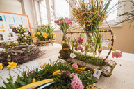 Zväčšiť fotografiu - Nádejné floristky z celého slovenska súťažili v pruskom - TSK_SOŠ Pruské_súťaž_mini-70