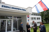 Zväčšiť fotografiu - Nádejní zdravotníci športujú vo vynovenej telocvični - 20210908_TSK__144w
