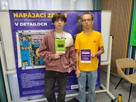 Zväčšiť fotografiu - Najmodernejší hardvér a svetoví odborníci v župnej priemyslovke