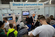 Zväčšiť fotografiu - Nevieš, kam na strednú? príď si vybrať počas stredoškoláka! - 20221006_TN_Stredoskolak_157w