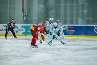 Zväčšiť fotografiu - Nová hokejová hala dostala ďalšie využitie pre viac ako 2-tisíc detí