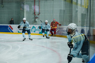 Zväčšiť fotografiu - Nová hokejová hala dostala ďalšie využitie pre viac ako 2-tisíc detí