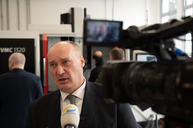 Zväčšiť fotografiu - Nové technológie posúvajú kvalitu vzdelávania vpred - 20230320_TSK_026w